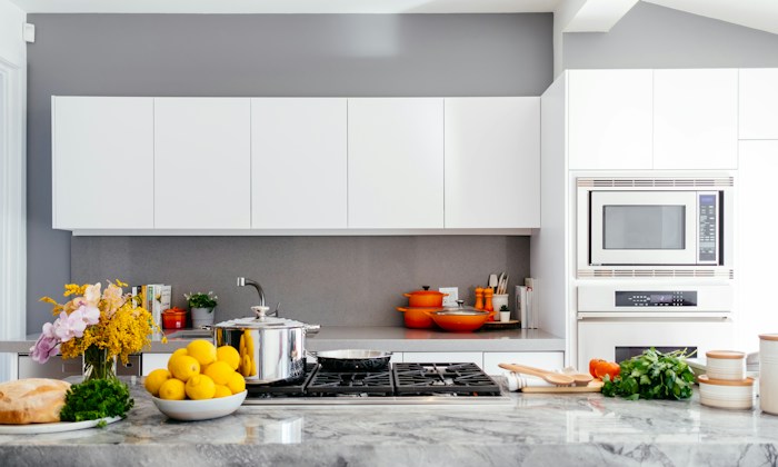 Kitchen inspiration with cookware and everyday essentials